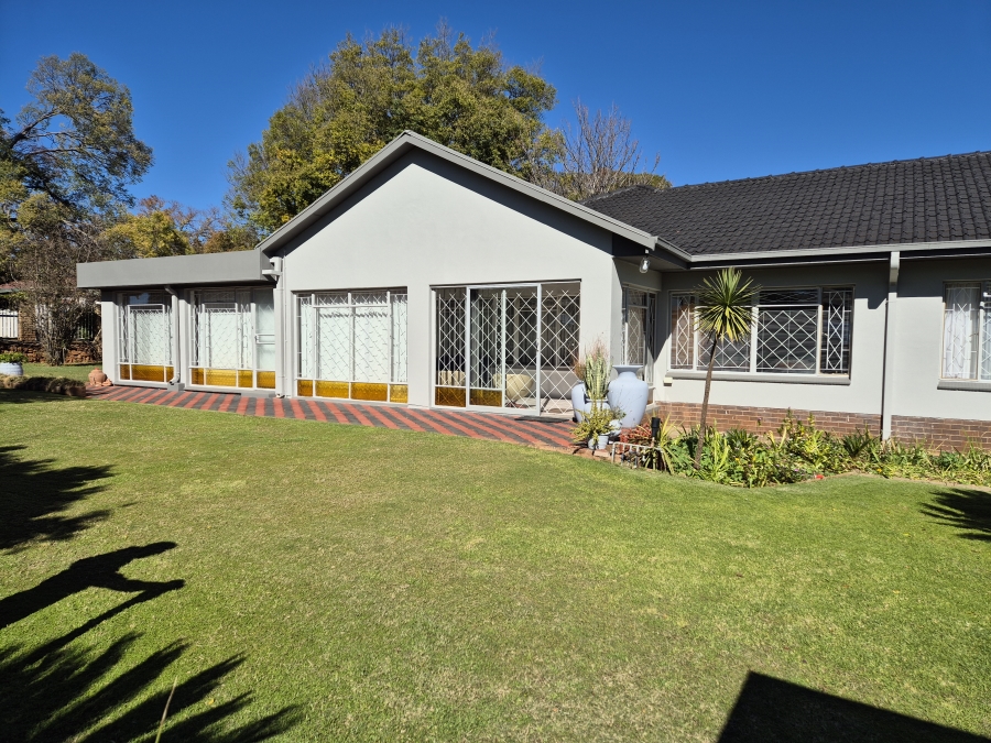 3 Bedroom Property for Sale in Flamwood North West